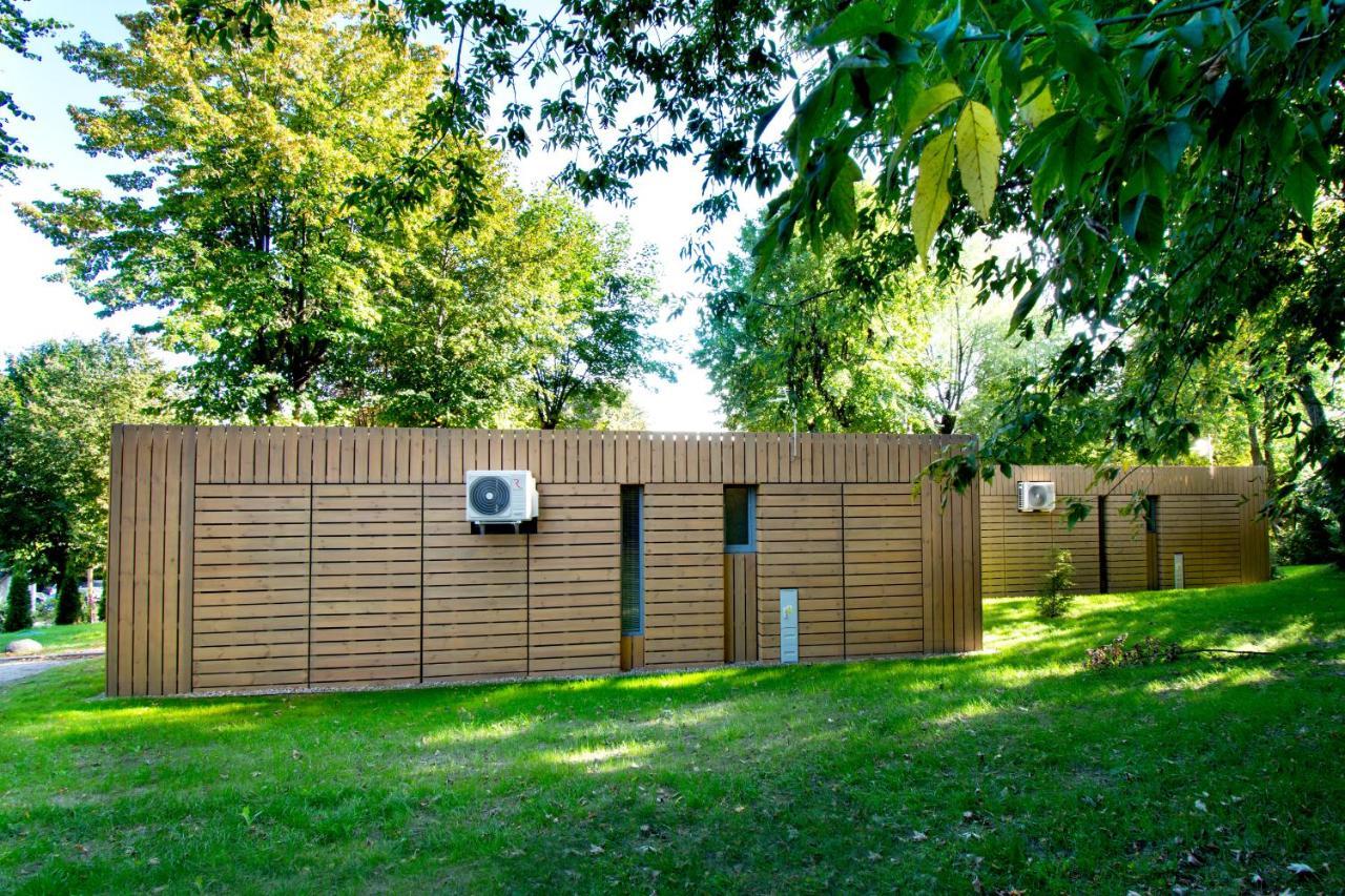 Okejaparts Wilkasy Exteriör bild